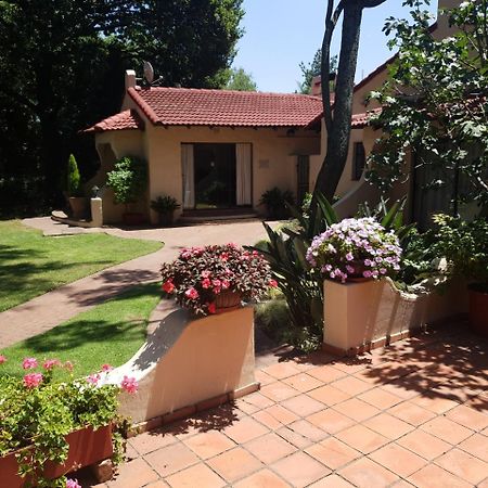 Villa Botanica Guest House Midrand Luaran gambar