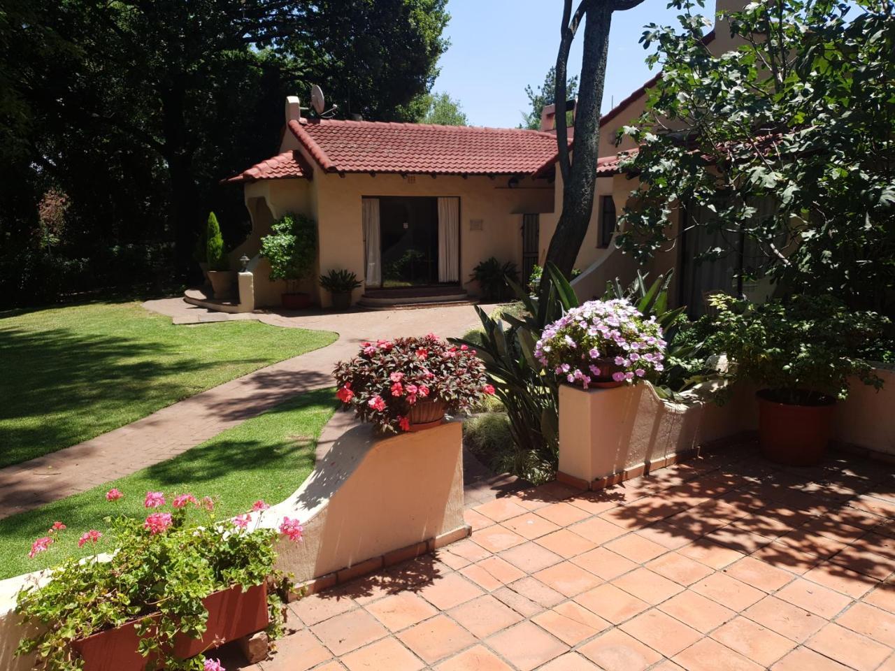 Villa Botanica Guest House Midrand Luaran gambar